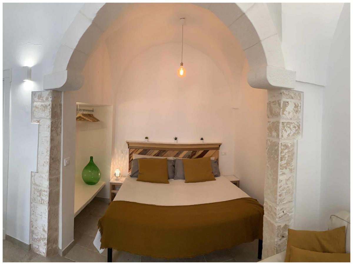 White Stone Flats & Studios Ostuni Εξωτερικό φωτογραφία