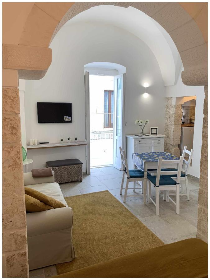 White Stone Flats & Studios Ostuni Εξωτερικό φωτογραφία
