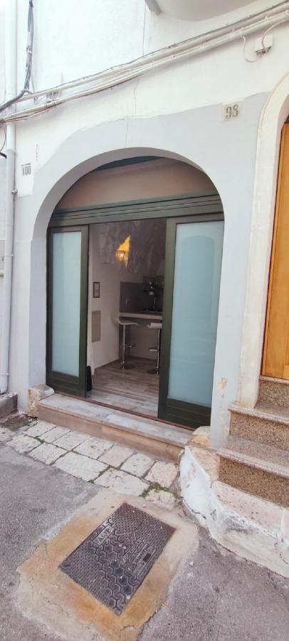 White Stone Flats & Studios Ostuni Δωμάτιο φωτογραφία