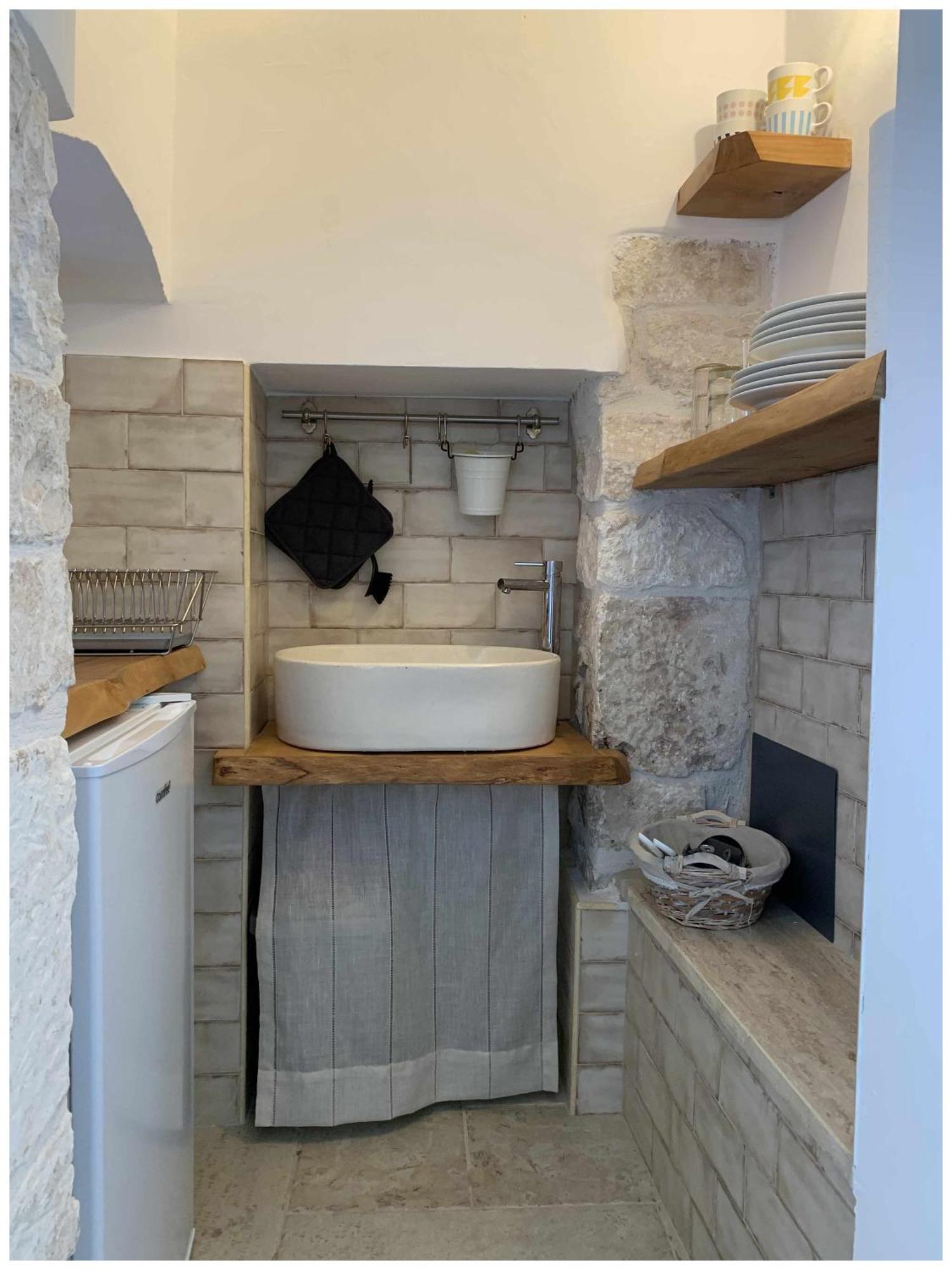 White Stone Flats & Studios Ostuni Δωμάτιο φωτογραφία