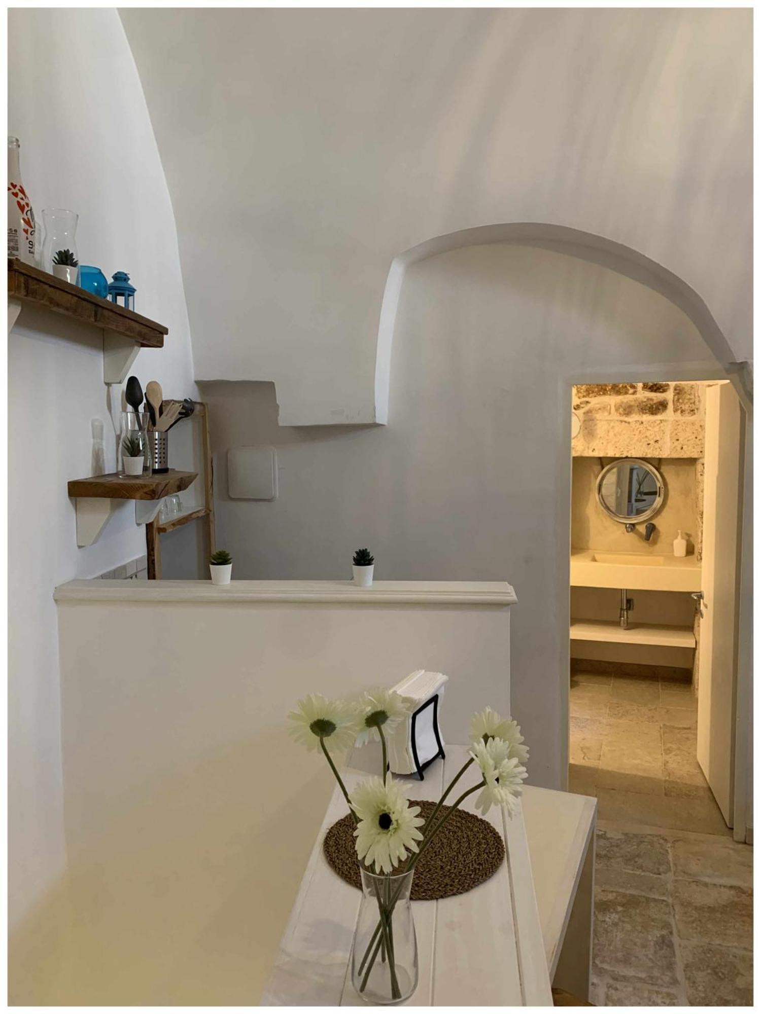 White Stone Flats & Studios Ostuni Δωμάτιο φωτογραφία