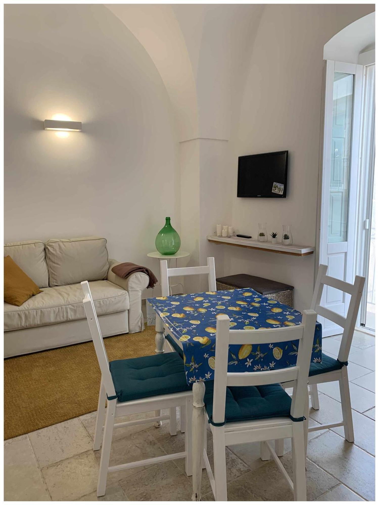White Stone Flats & Studios Ostuni Δωμάτιο φωτογραφία