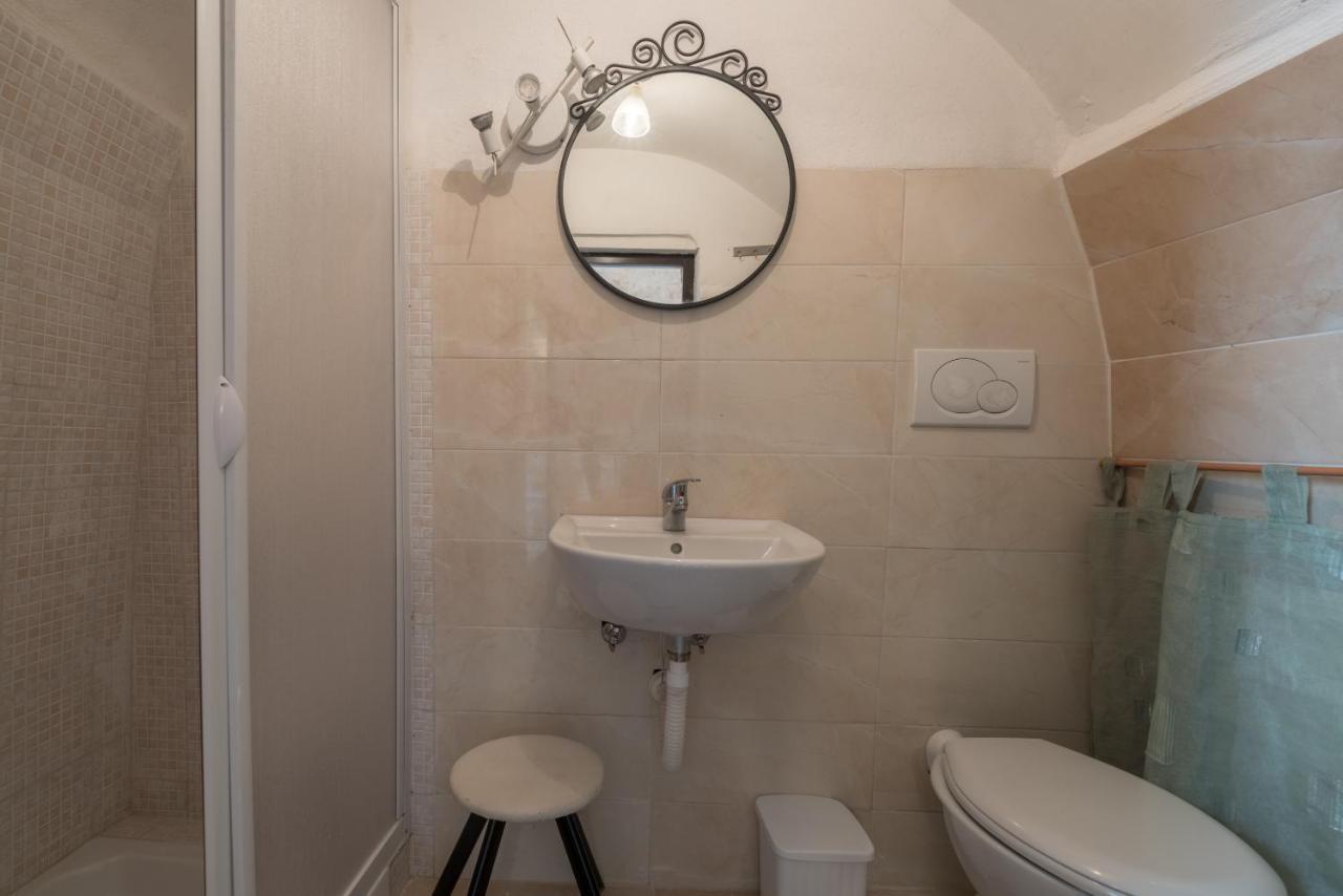 White Stone Flats & Studios Ostuni Εξωτερικό φωτογραφία